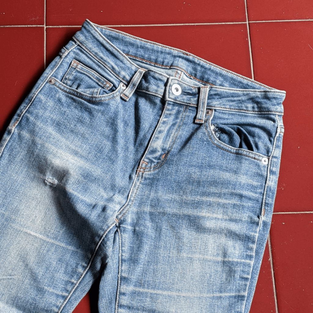 GU SLIM SKINNY FIT JEANS || CELANA GU UNIQLO ORIGINAL