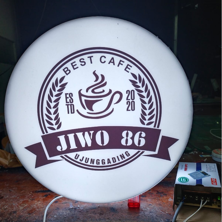 

NEON BOX ACRYLIC CUSTOM 60CM