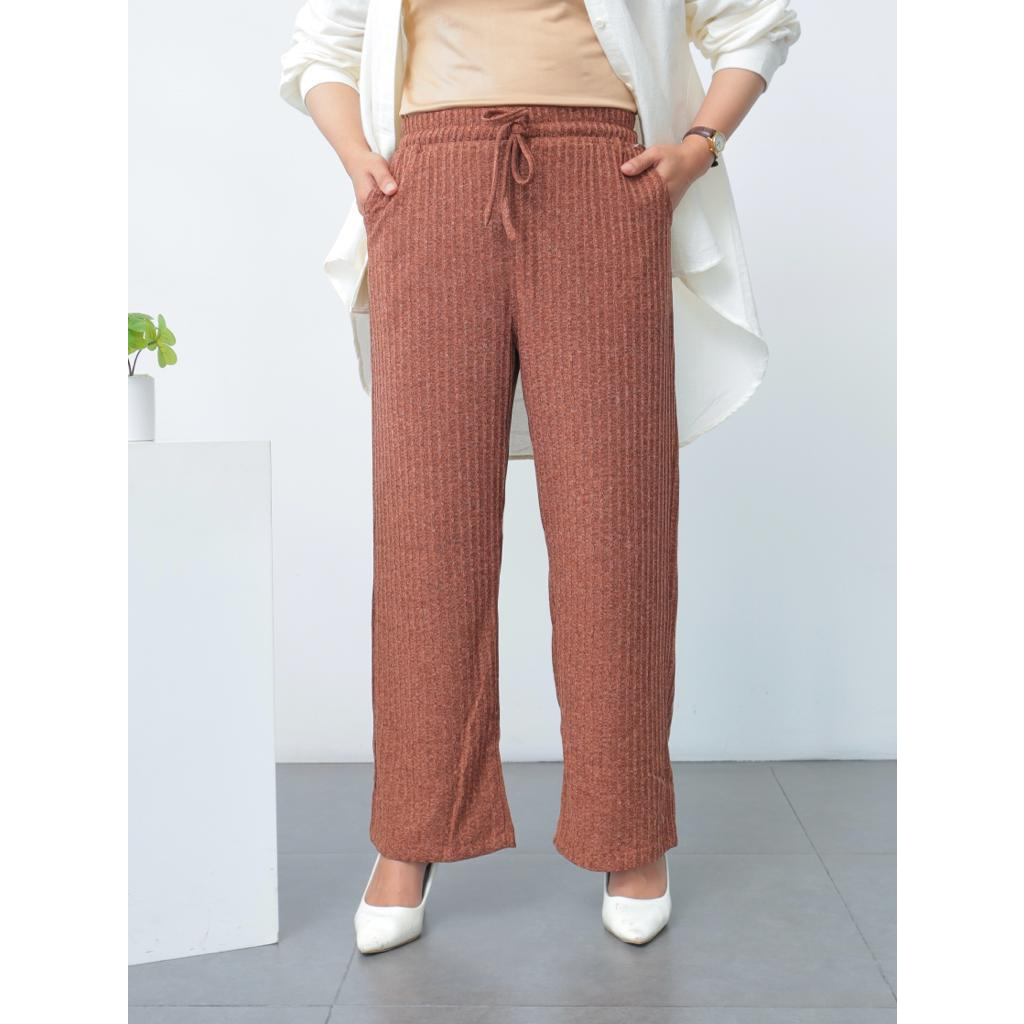 Celana Knit Ola - 2302.01.007