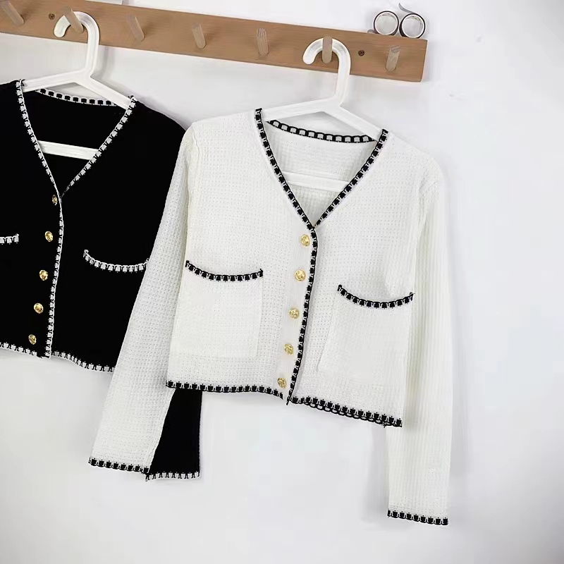 【Pengiriman cepat】Gaya baru Cardigan rajutan korean style / atasan V-neck wanita