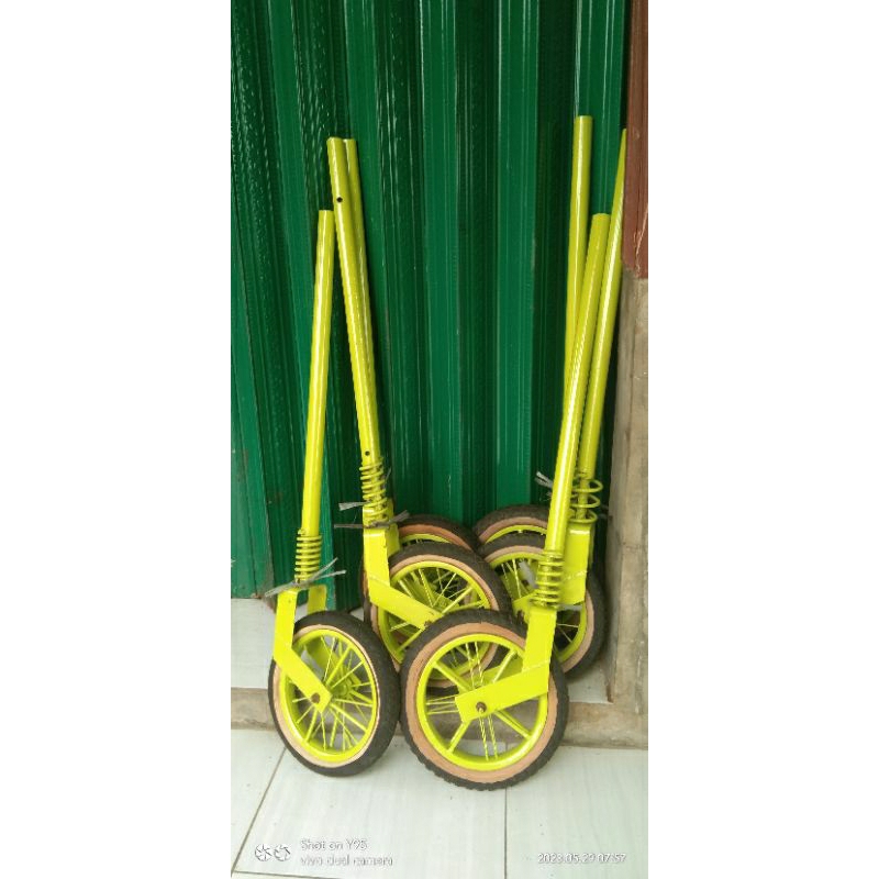 roda belakang gerobak