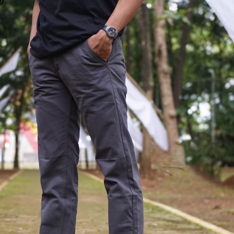 Celana Panjang Pria Katun Tebal Halus Merk EMDEREE Ukuran 27 40 / Celana Panjang Bahan Kanvas / Cela