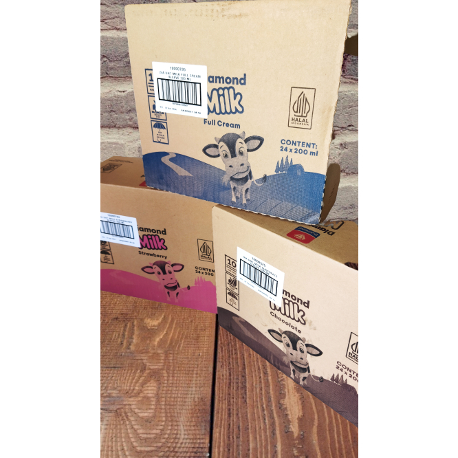 

Susu UHT diamond 200 ml isi 24 pcs