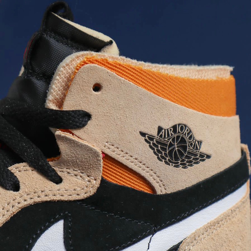 Air Jordan 1 High Zoom Pumpkin Spice