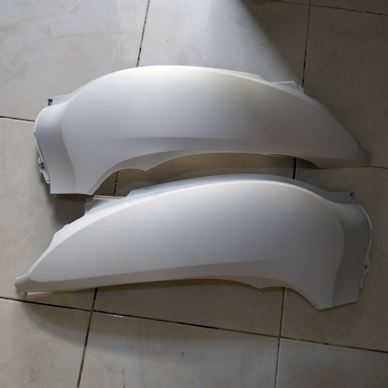 Cover body samping belakang Scoopy 2020 20223 putih doff