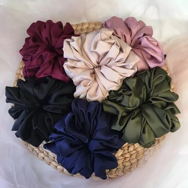 SCRUNCHIE HIJAB IKAT RAMBUT SCRUNCHIES KUNCIR RAMBUT BAHAN KARET SCRUNCHIE HIJAB CEPOL