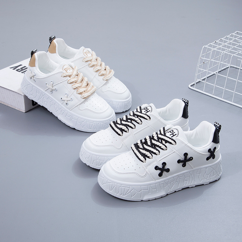 [ Import Design ] Sepatu Sneakers Wanita Import Premium Quality ID207