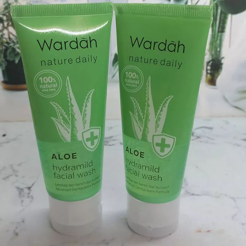 Facial Wash Wardah Nature Daily Aloevera