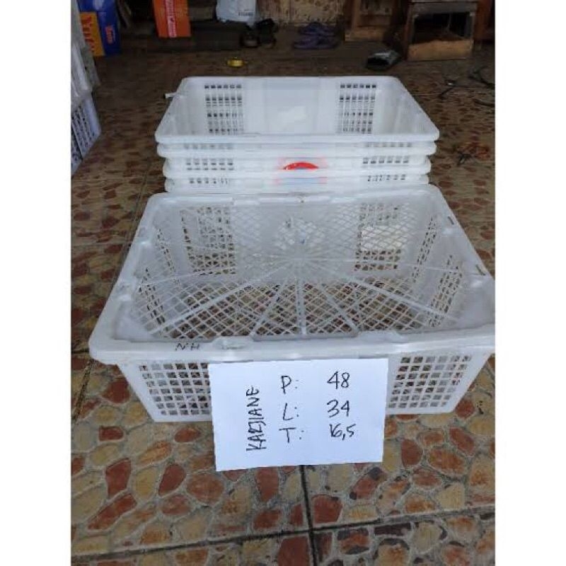 KERANJANG KELENGKENG WARNA PUTIH SERBAGUNA TEMPAT PENYIMPANAN BARANG