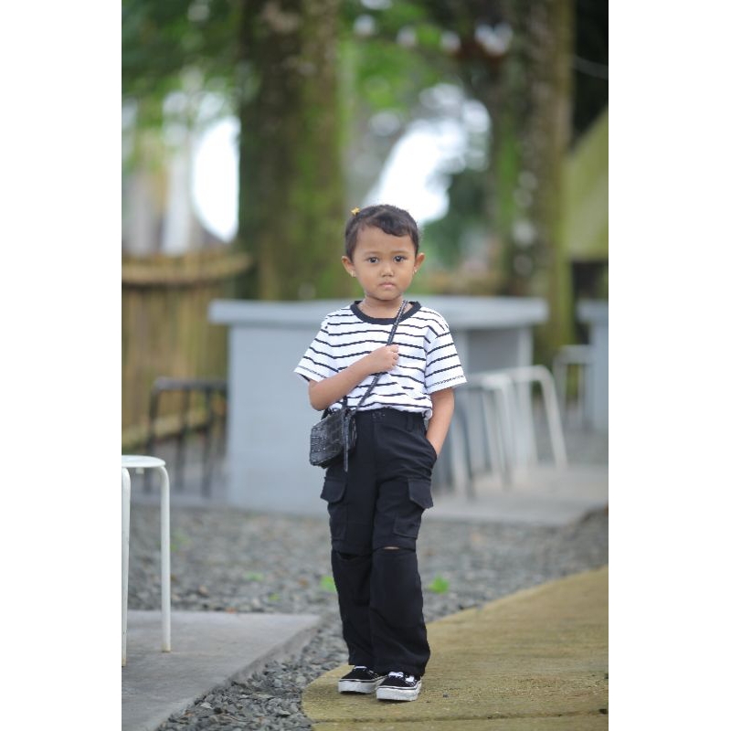 Cargo Flo by keenanthi / Celana Cargo Anak / Celana Sobek Anak/ Celana Joger anak