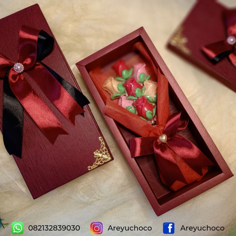 

cokelat Buket Box M7