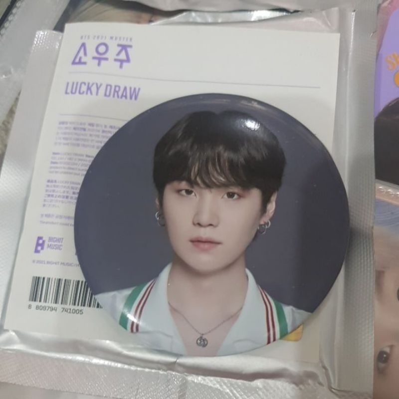badge lucky draw BTS Suga Min Yoongi Agustd