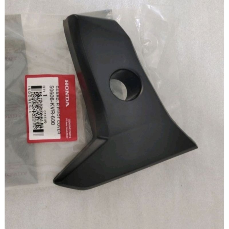 Cover Tutup dudukan footstep KANAN Honda Revo 100 old lama - Supra x 125 Batman ORIGINAL 50606-KVR-6