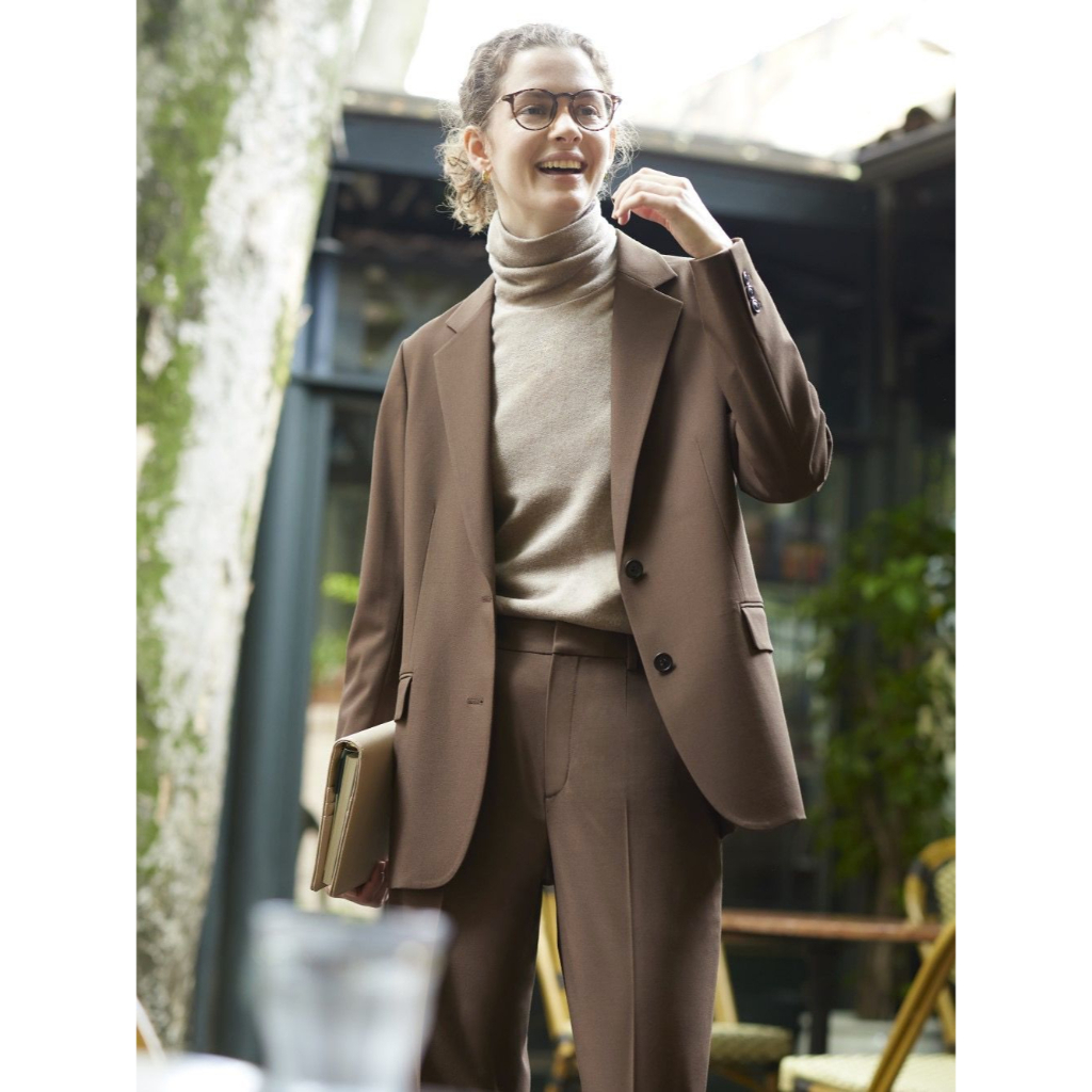 Unq longsleeved highneck blouse