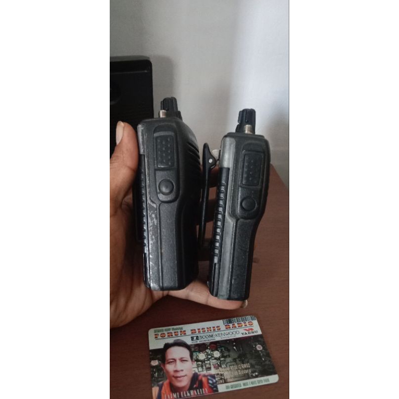 Vertex standard Vx160