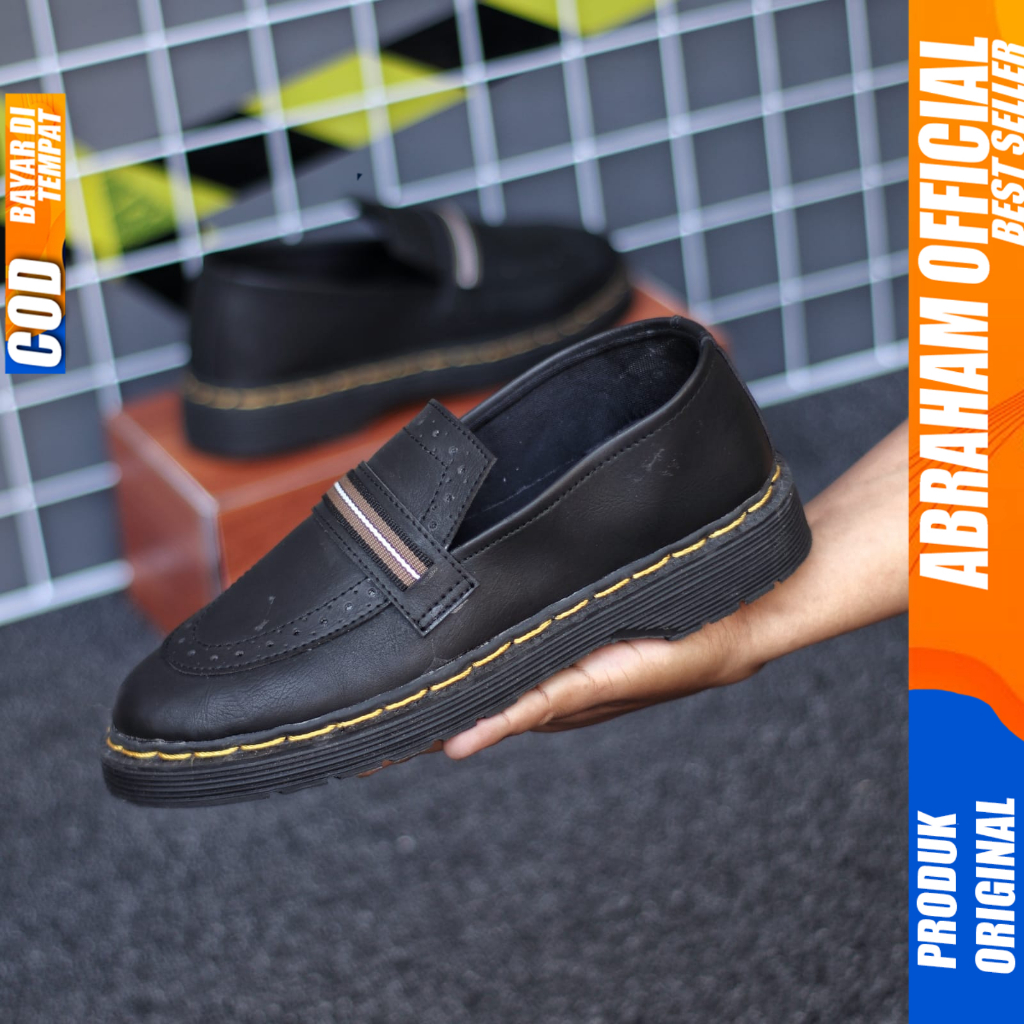 Sepatu Loafers Docmart Formal Pantofel Casual Kerja Hitam Pria