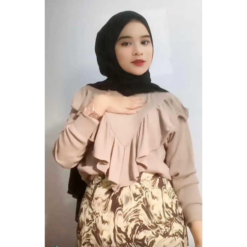 AZURA BLOUSE KNIT RIB RAJUT HALUS LAYER RUFFLE WANITA KAOS RIB GROSIR VIRAL PGMTA JAKARTA MURAH