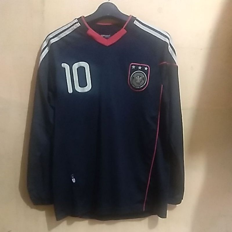 Jersey Jerman away 2010