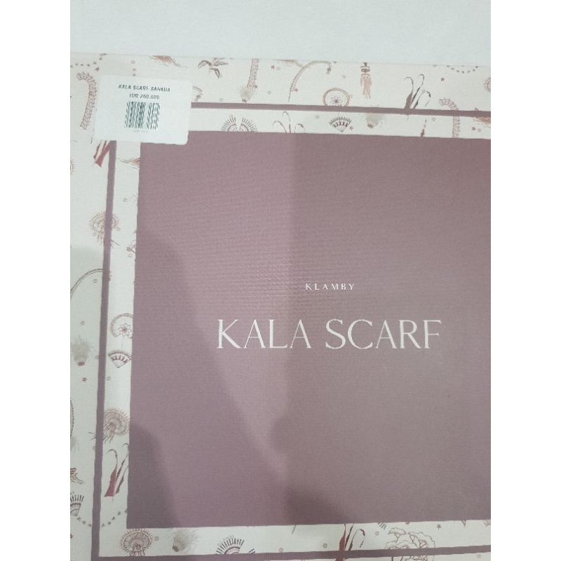 Kala Scarf Wearing Klamby (Under Tag Murah)