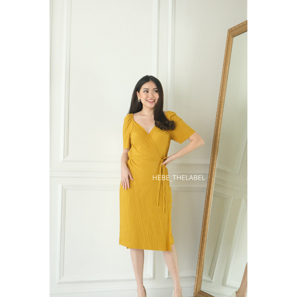 Levi Dress - Pakaian Wanita