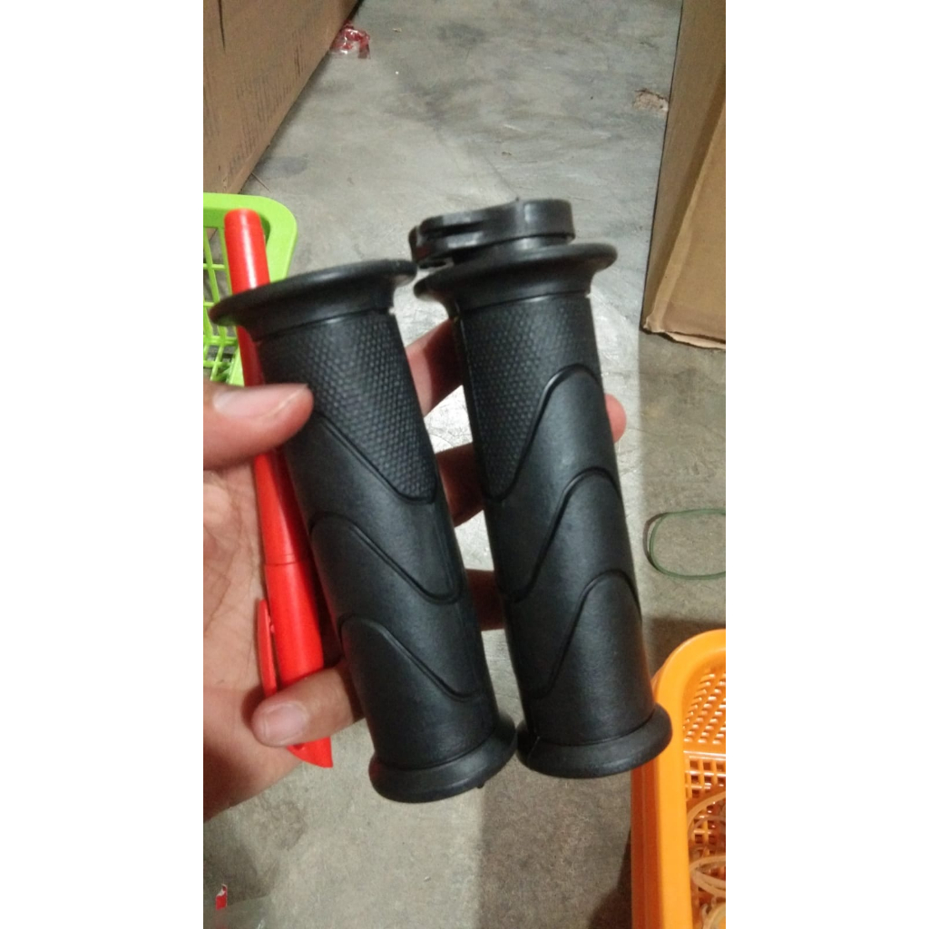 HANDGRIP STANDAR HONDA SET SELONGSONG PIPA GAS CKD VARIO BEAT SCOOPY SPACY FI UNIVERSAL