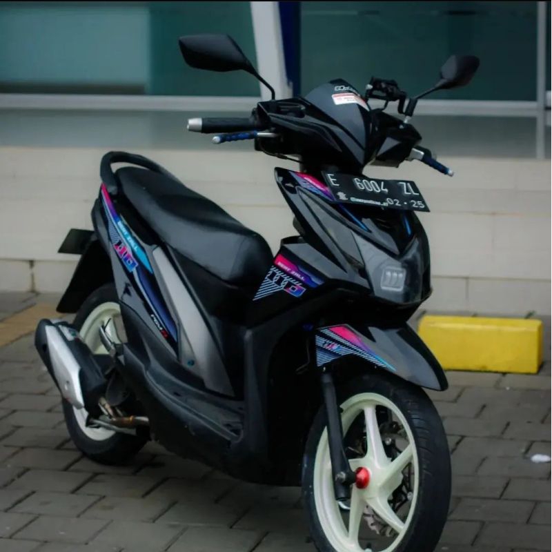 Visor variasi honda beat fi lama bahan anti pecah warna hitam &amp; carbon wtp free lem 3m dobel tape