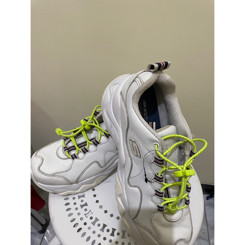 Preloved Skechers D’lites 3 uk 39