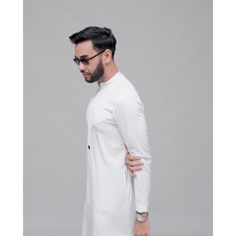 Preloved Zafeer indonesia Jubah Maula white (L)