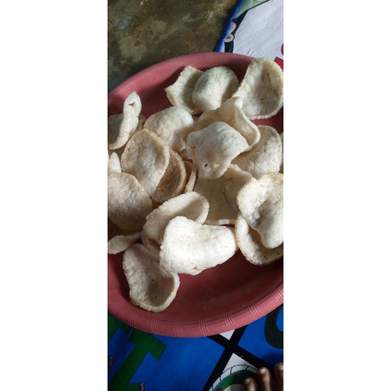 

Kerupuk/Kempelang Ikan khas bangka (1kg)
