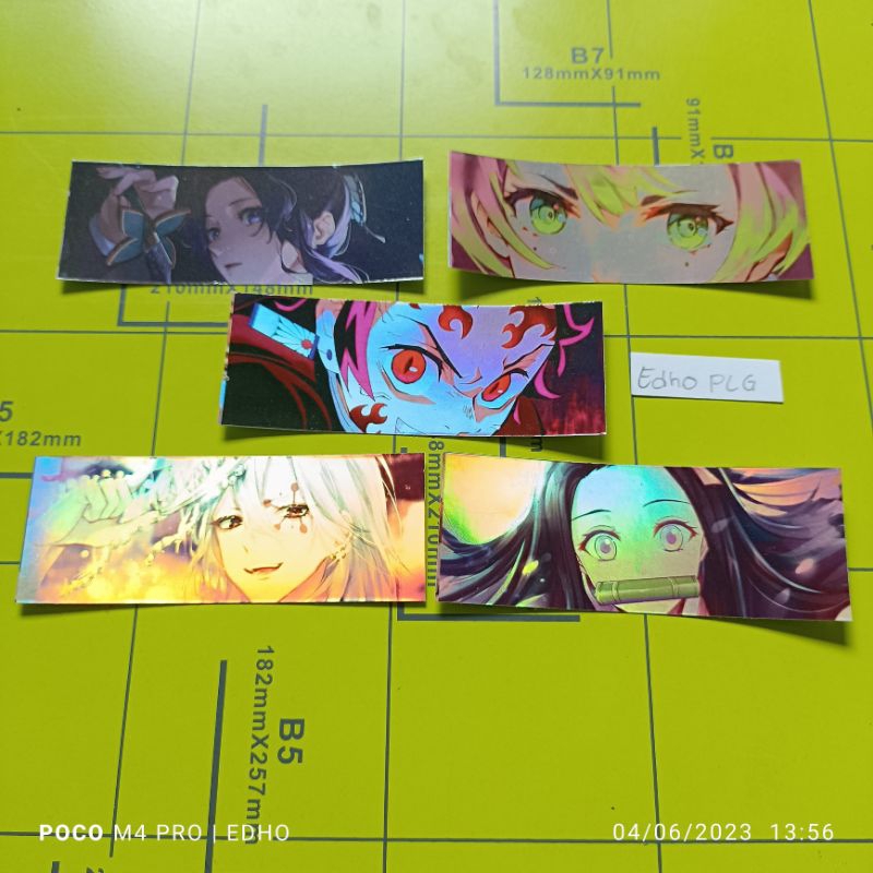 stiker hologram anime Kimetsu no Yaiba / stiker hologram nezuko / stiker anime hologram