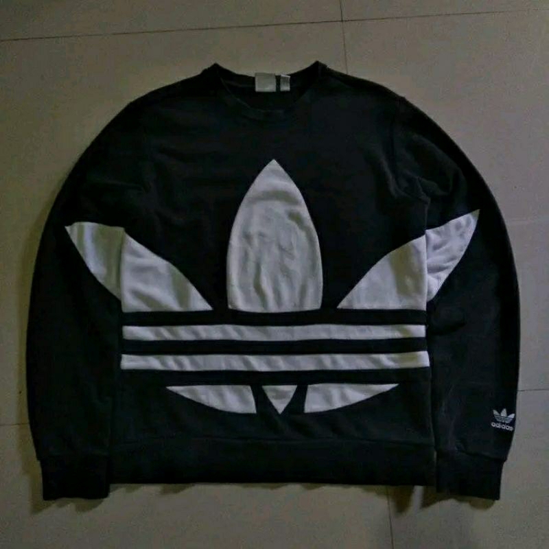 cn adidas big logo