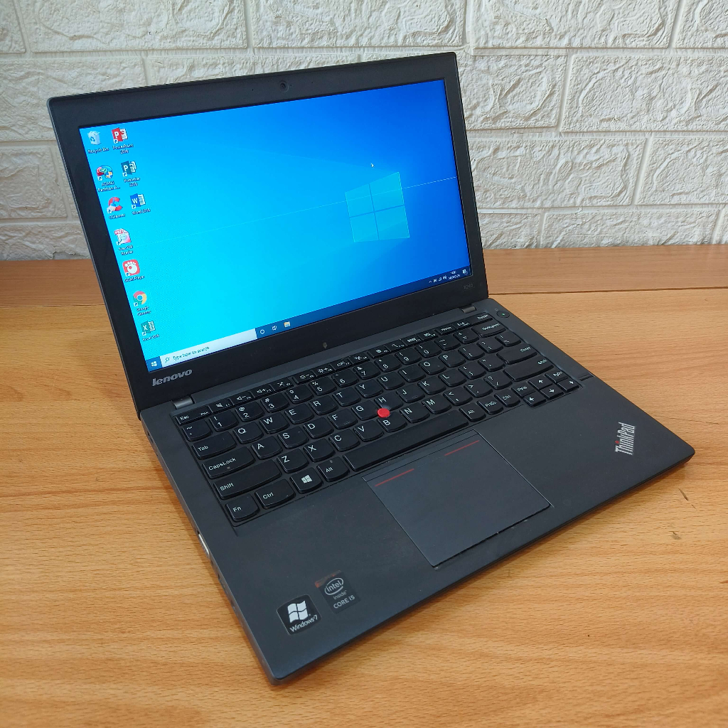 Laptop Lenovo ThinkPad X240 Core i5 Gen 4 RAM 4GB SSD 128GB Murah