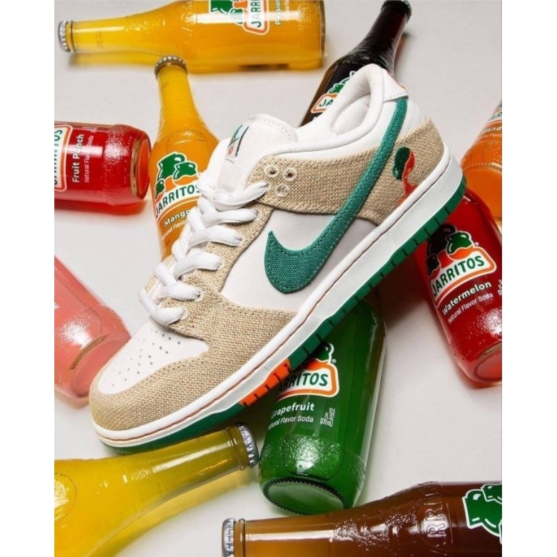 NIKE SB DUNK LOW X JARRITOS