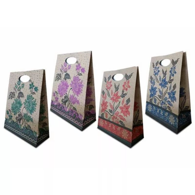 

TAS KERTAS OKEY KRAFT PAPERBAG POND A MOTIF BATIK (26 x 20 x 8 cm)
