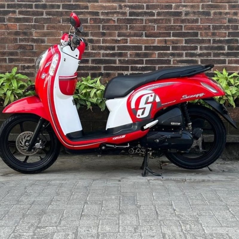 STRIPING STICKER SCOOPY SPORTY 2015 BODY MERAH STICKER SCOOPY 2015 MERAH