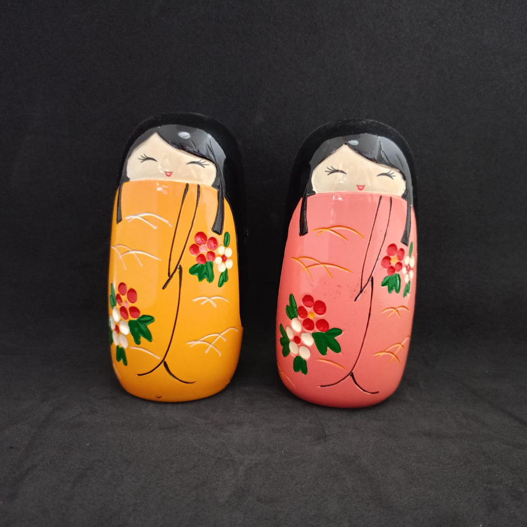 Pajangan Boneka Jepang Kayu