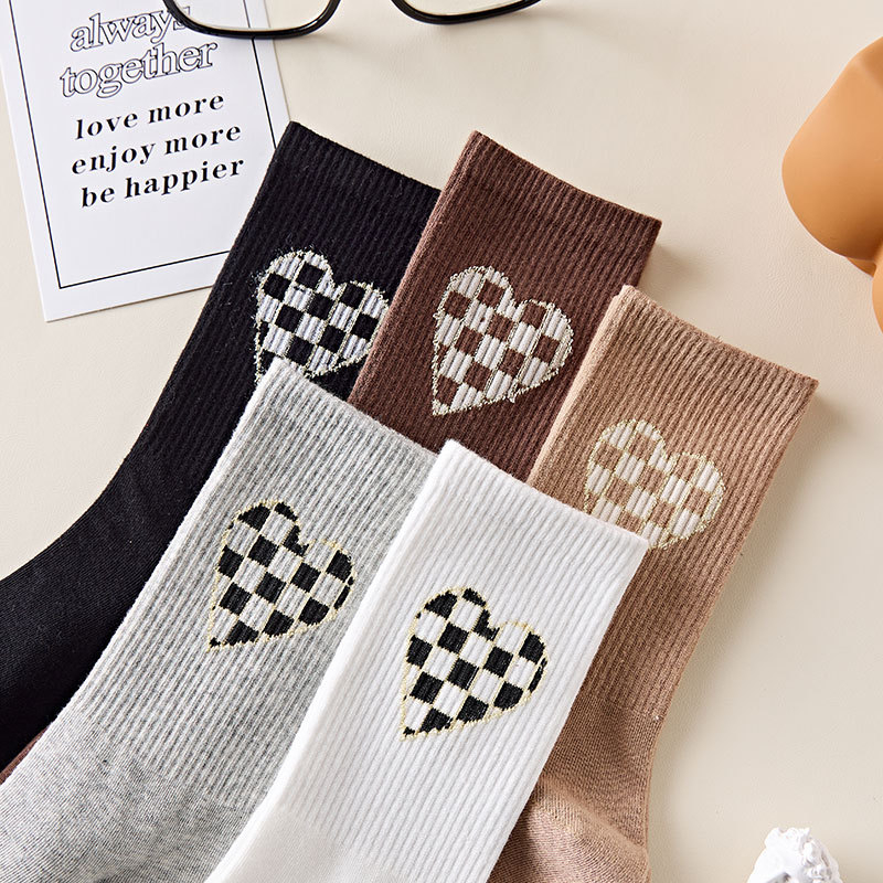 MMM Kaos Kaki Setinggi Betis Wanita Corak Kotak Love Kode 6760 Socks unisex Panjang motif Catur Estetik Sarung Kaki Mid Socks Ala Korea love kotak  Kaki Import Murah