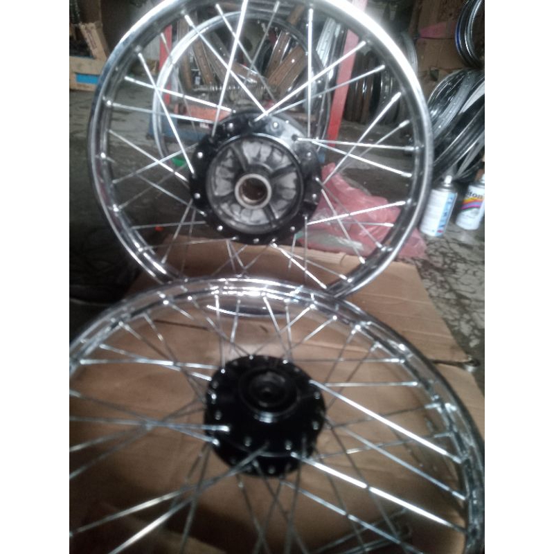 Velg jari-jari 1set 2pcs Jupiter Z Vega ZR Jupiter Z1 Vega R New { Rakitan }