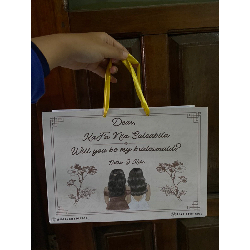 

Paperbag bridesmaid