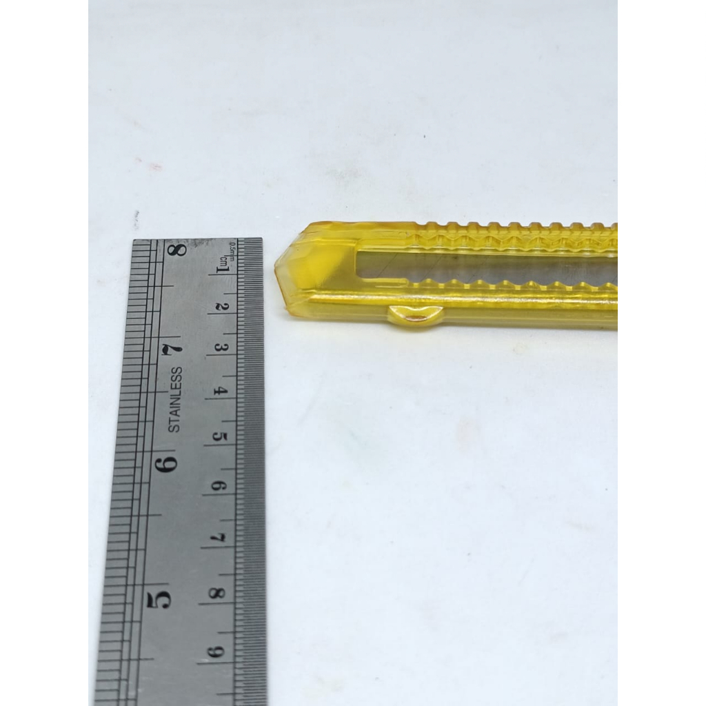 CUTTER BENING BESAR BAGUS PLASTIK MEREK YAMATA V-TRO 1 RENCENG ISI 12 PCS