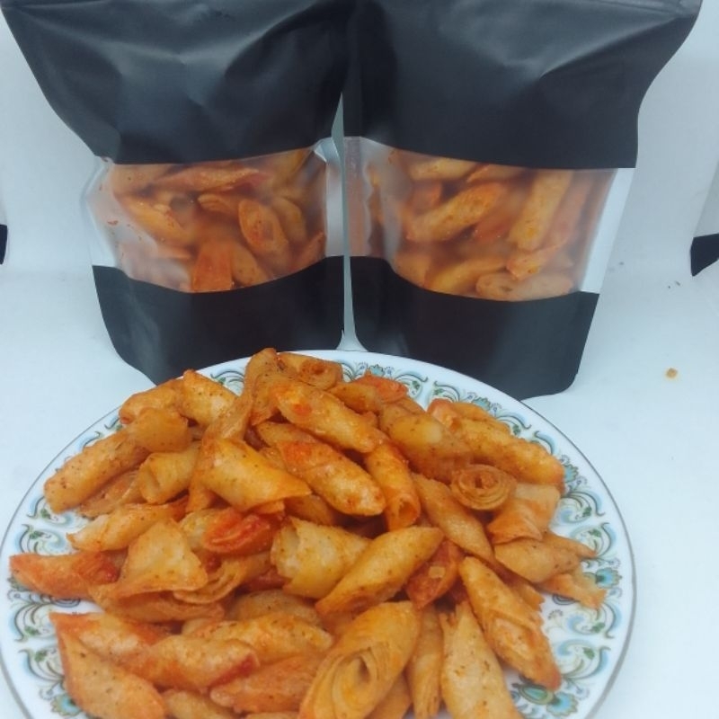 

Keripik lumpia balado