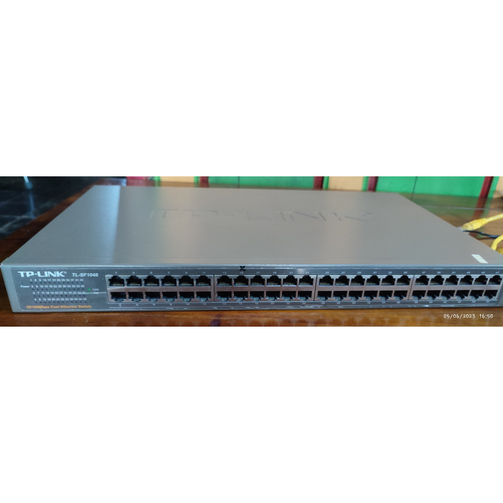 Switch Hub TP-Link Unmanageable SF1048 10/100, Body Full Baja, 48 Port normal, SEGEL