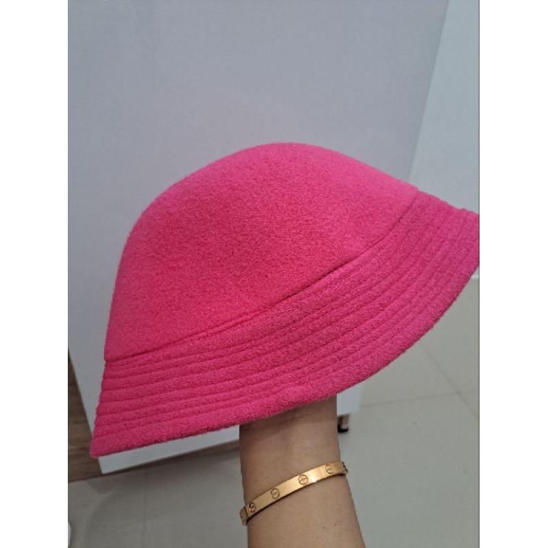 Preloved Topi Fedora Fuschia