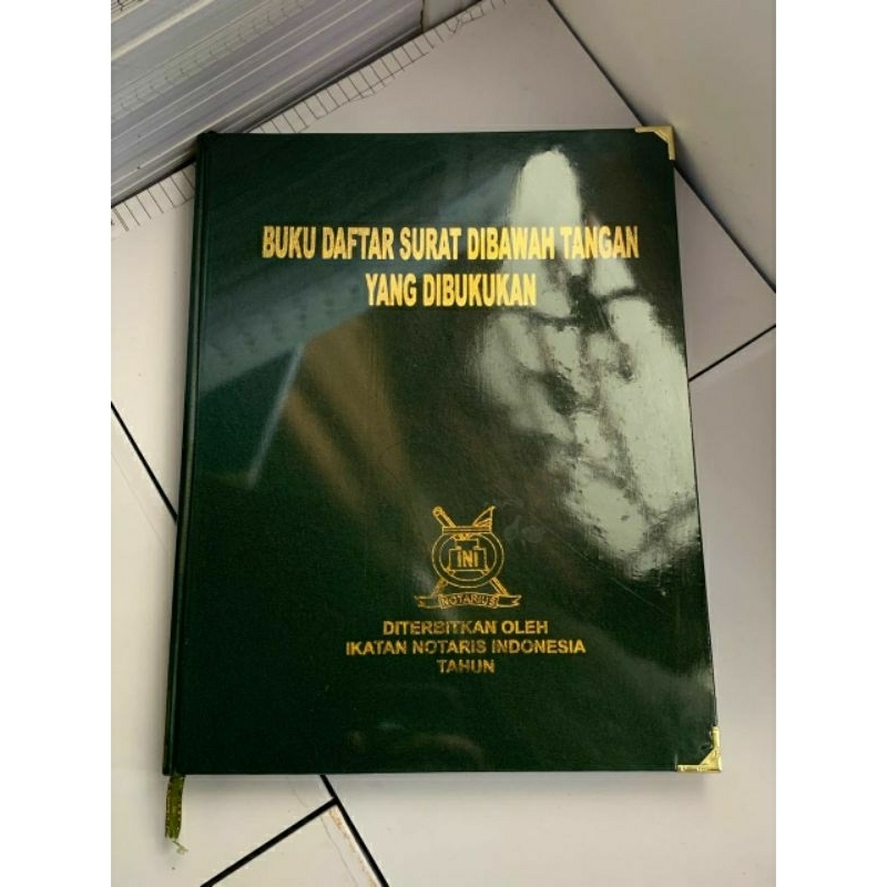 

Buku daftar dibawah tangan yang dibukukan