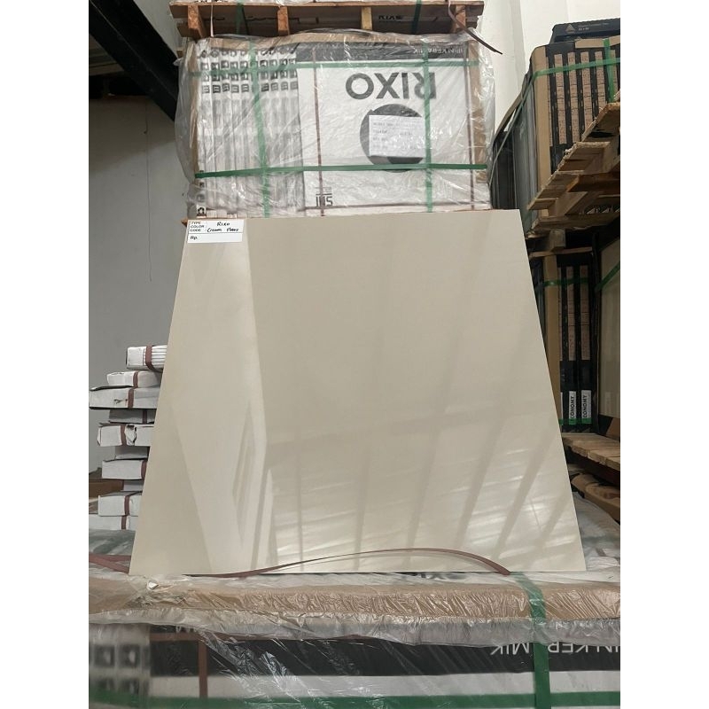 Granite lantai 60x60 Cream polos / Rixo / Kw-1