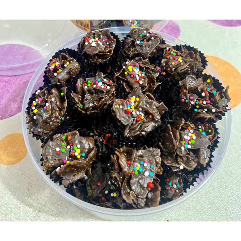 

Chocolate Corn Flakes by #GLORITHECAT