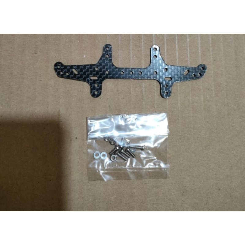 Rep Tamiya 94954 Frp HG Carbon Rear Multi Roller Setting Stay (1,5mm)