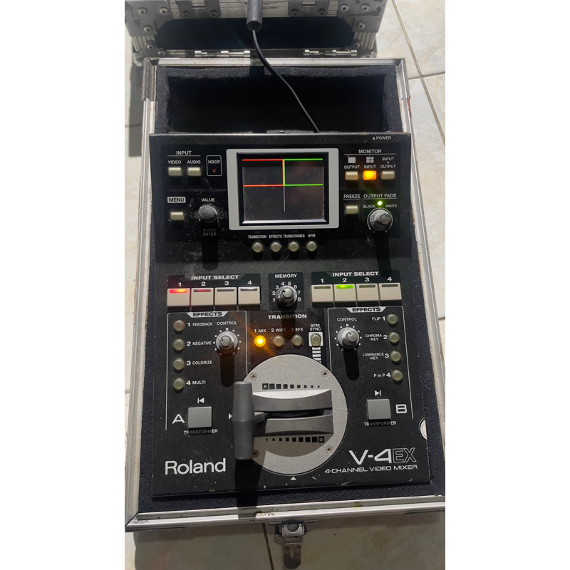 mixer video roland V-4EX