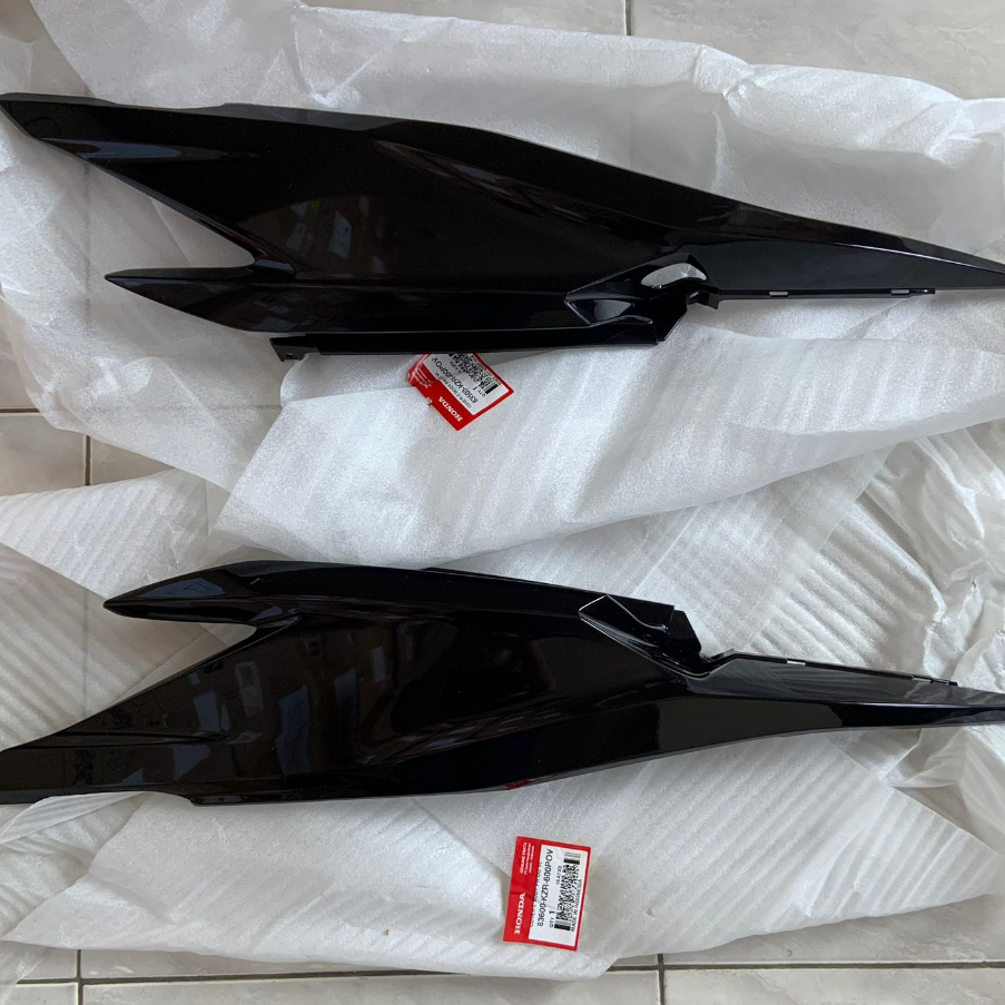 [Satu Set] Cover Body Kanan Kiri - Honda Vario 125 Old - Violet - Jaminan Original 100% - 83500KZR60