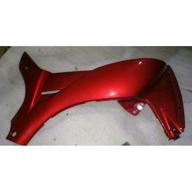 5TP F8385 00 P5 original ygp YAMAHA Genuine Parts nos bok box cover body bodi kempolan samping panel